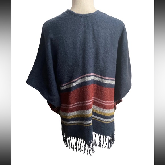 HOLLISTER Poncho Women's Navy Blue Multi Color Blanket Fringe Hem XS/S - Picture 5 of 10